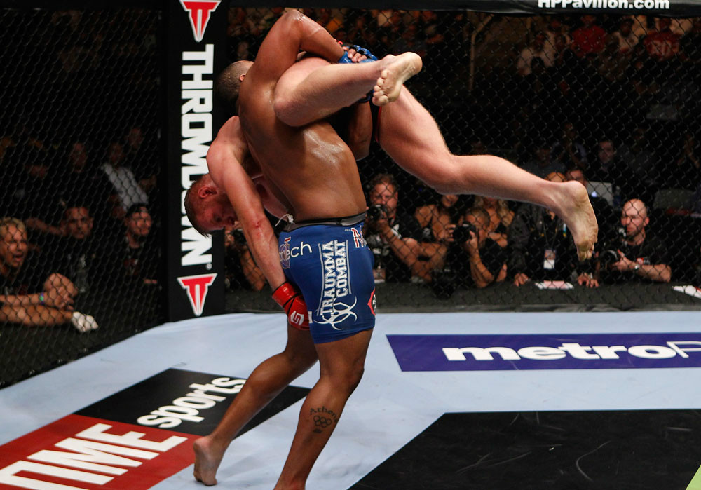 09_cormier_vs_barnett_009.jpg