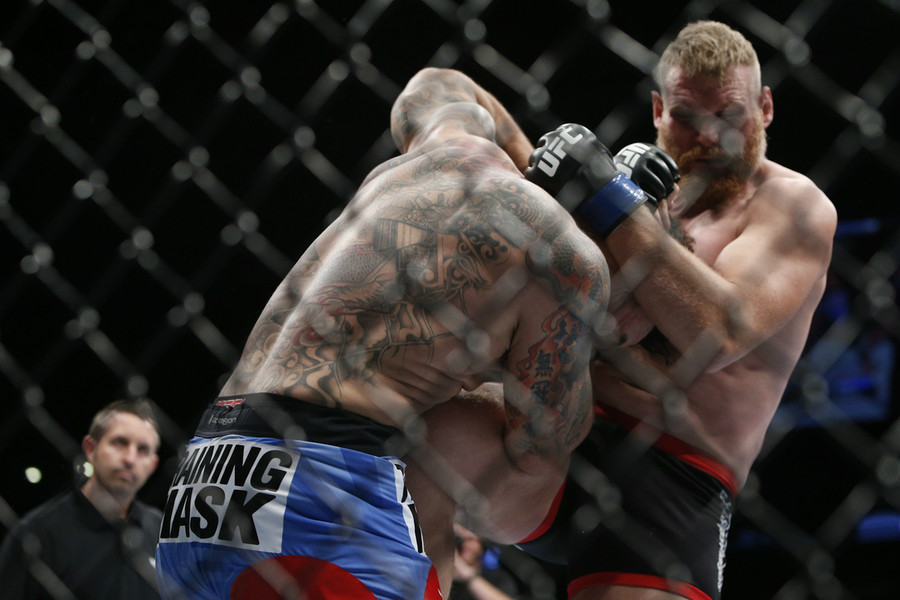 324_Josh_Barnett_vs_Frank_Mir_gallery_post.jpg