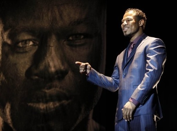 Флойд Мейвезер — Шейн
Мозли / 030310