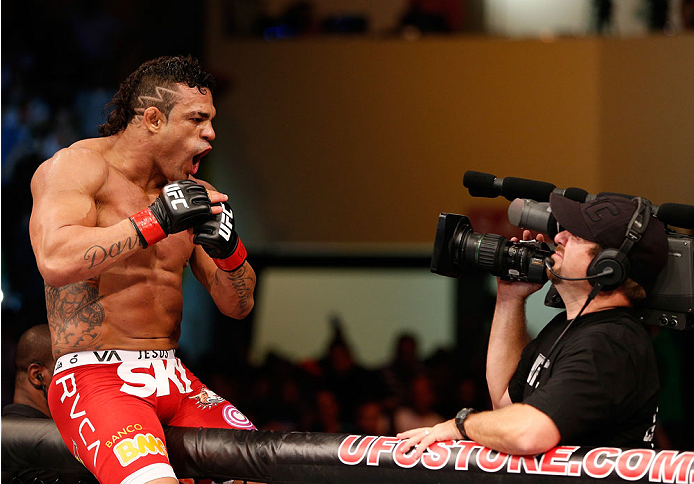 UFN_611_Belfort_Henderson_17.jpg