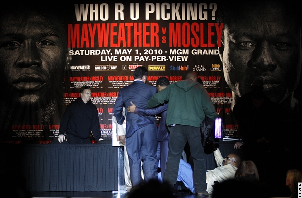 Флойд Мейвезер — Шейн
Мозли / 030310