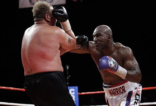 Эвандер Холифилд и 
Франсуа Бота