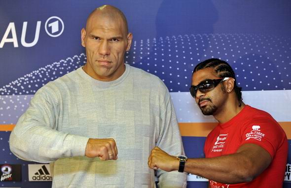 heavyweight-valuev-haye_220909.jpg