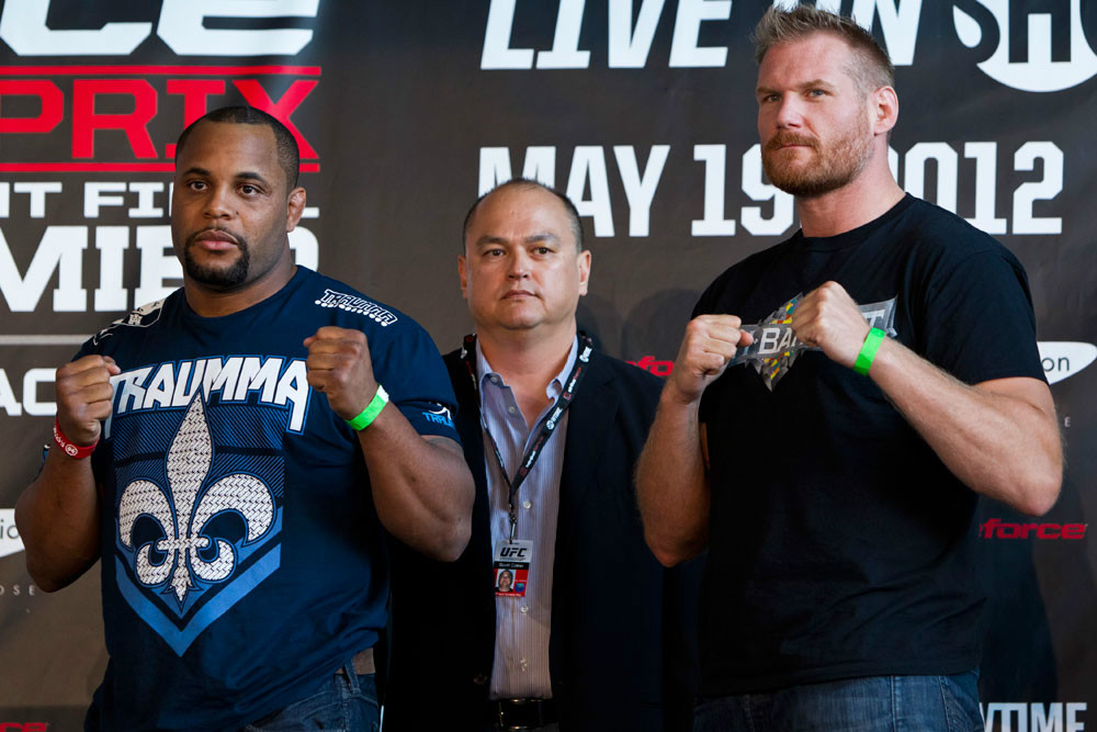 042_Daniel_Cormier_and_Josh_Barnett.jpg