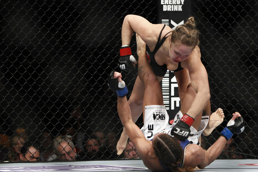 089_Ronda_Rousey_vs_Liz_Carmouche_gallery_post.jpg