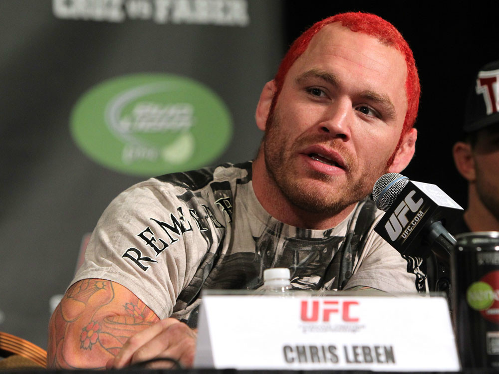 11_UFC132_Presser.jpg