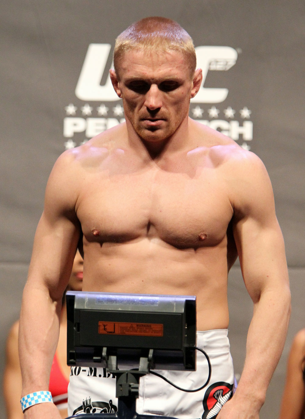 43 127Weighin DennisSiver