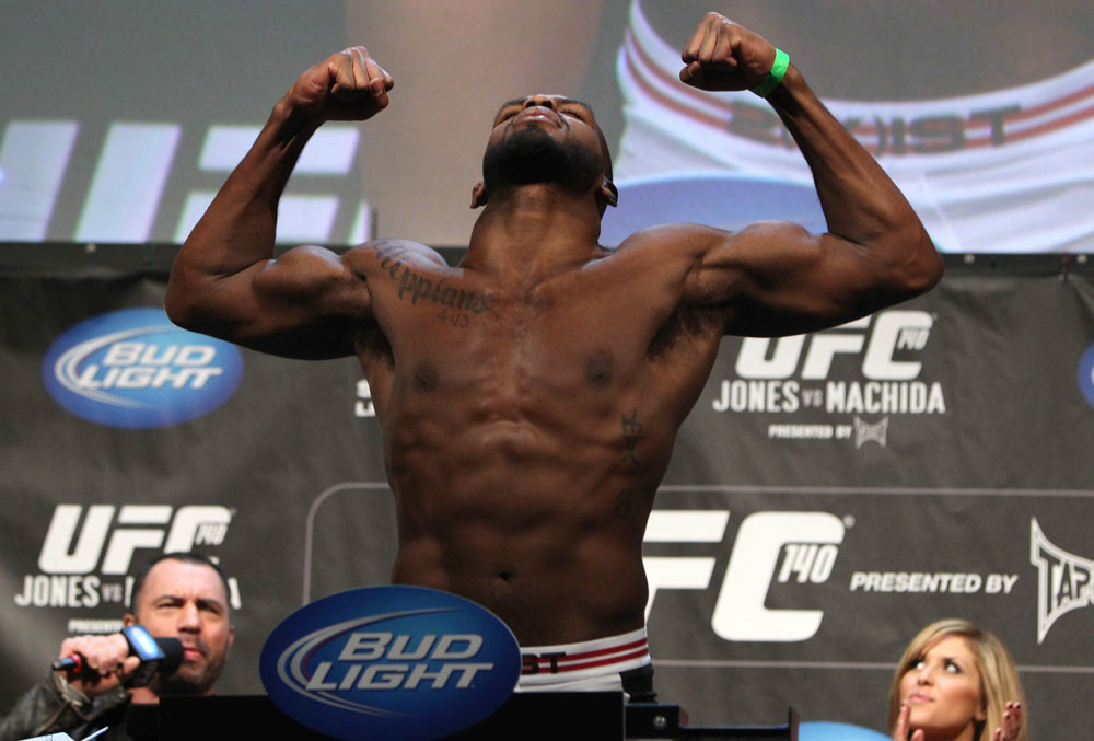 47_UFC140_Weighins.jpg