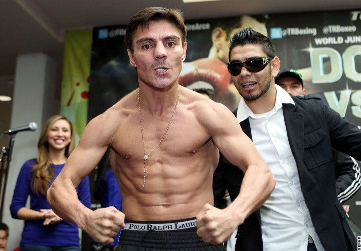 Donaire_Arce_weighin_121214_005a.jpg