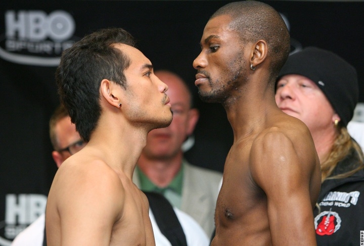 Donaire_Mathebula_weighin_120706_002a.jpg