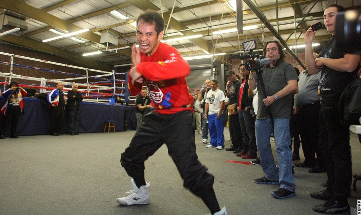 Donaire_media_day_120128_008a.jpg