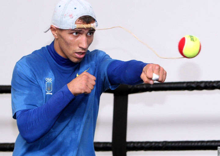 Lomachenko_media_day_131002_007a.jpg