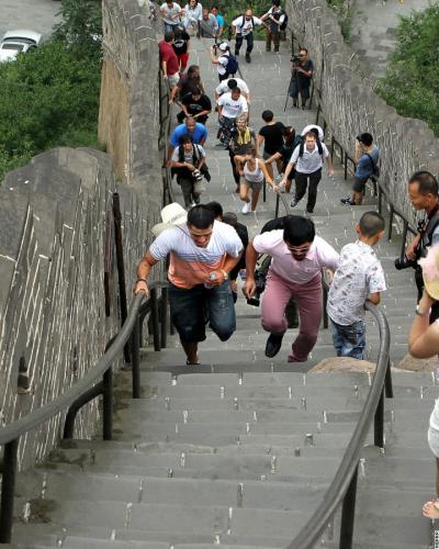 Pacquiao_Rios_GreatWall_130729_001a.jpg