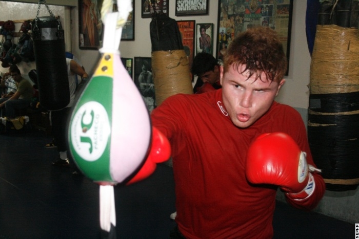 Saul_Alvarez_Gimnasio_0.JPG