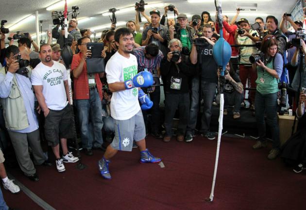 l_4b3682eafee6290f25ce965f35555ca9Pacquiao_mediaDay_140402_005a.jpg