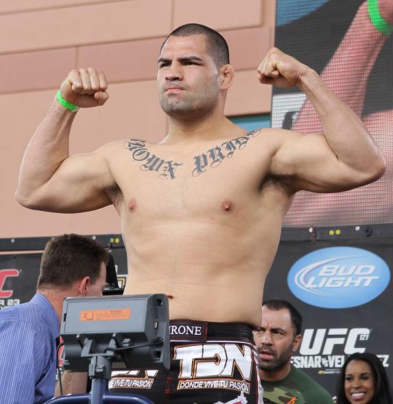 ufc121_weighin_34.jpg