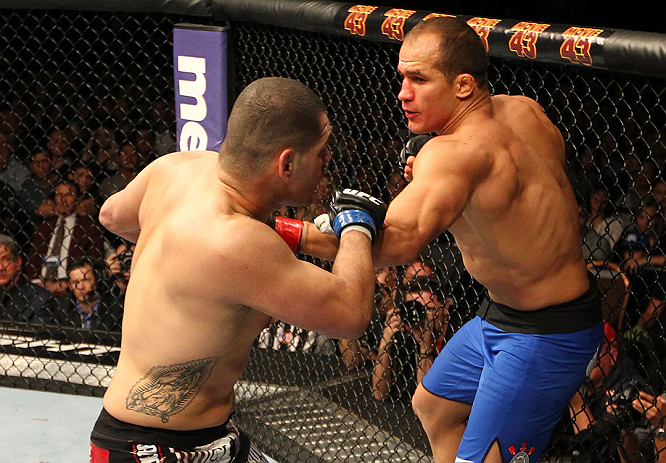 ufc155_12_velasquez_vs_jds_034.jpg