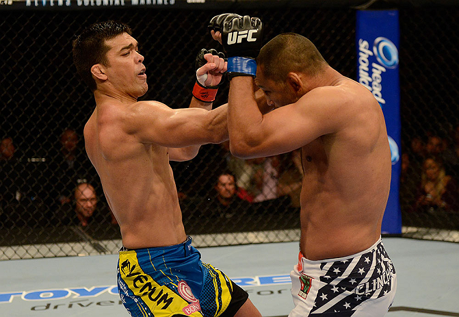 ufc157_11_machida_vs_henderson_016.jpg