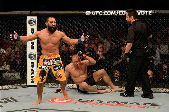 ufc167_12_gsp_vs_hendricks_109.jpg