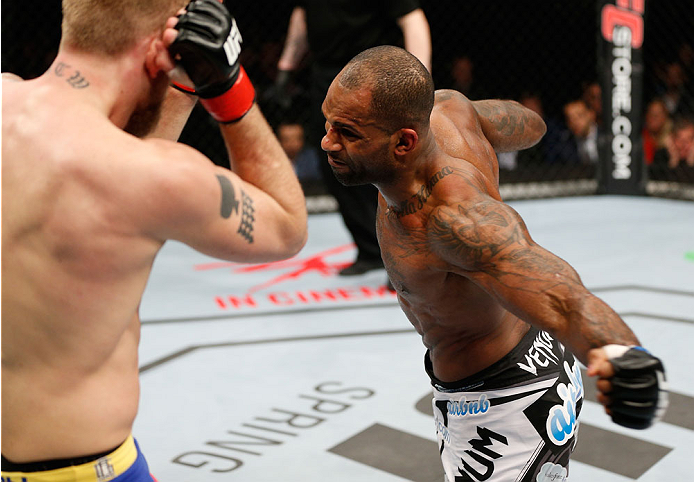 ufnlondon_09Gustafsson_Manuwa_12.jpg