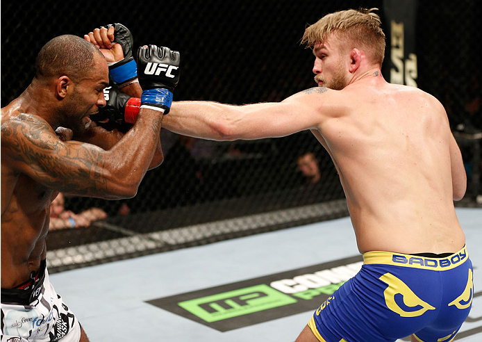 ufnlondon_09Gustafsson_Manuwa_15.jpg