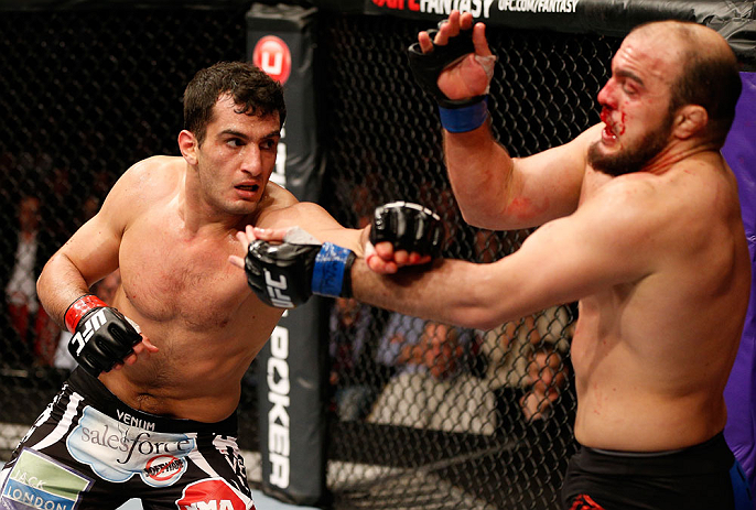 ufuel9_13_mousasi_vs_latifi_012.jpg