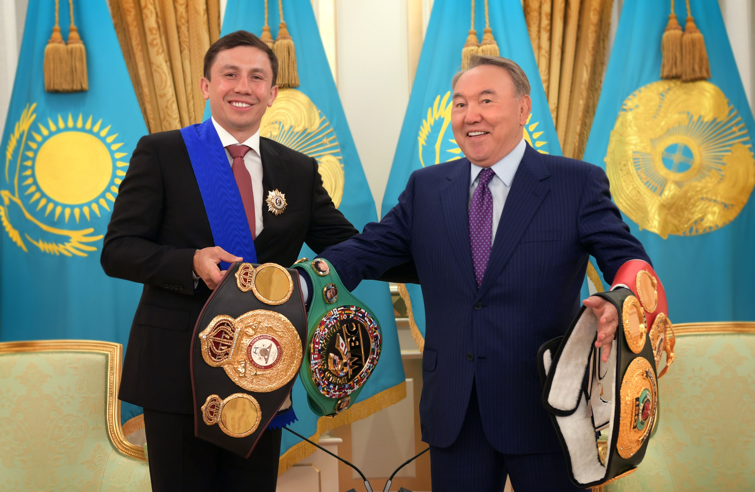 Султан Назарбаев