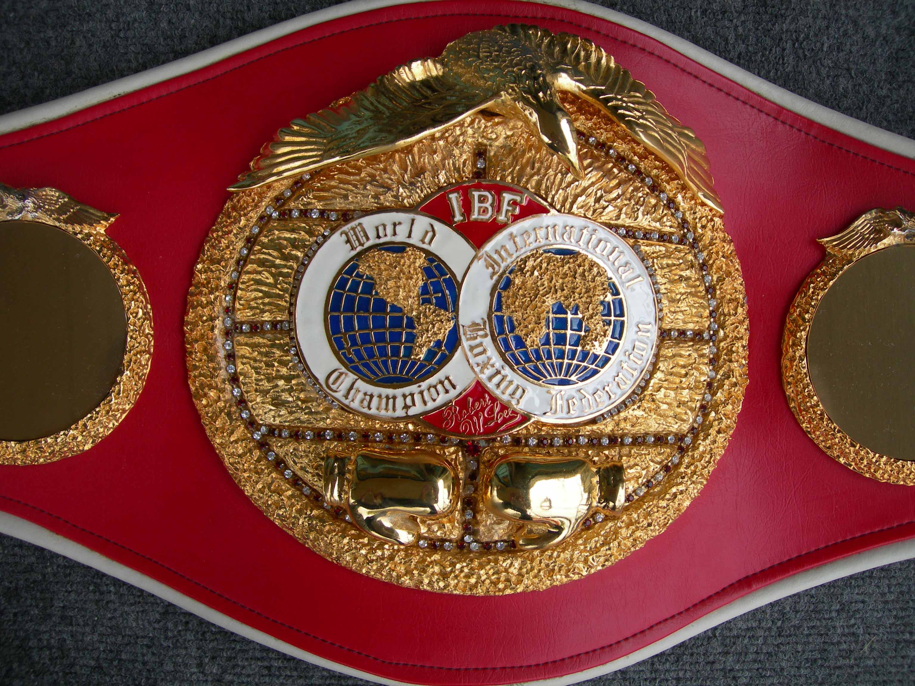 WBC WBA IBF WBO пояс по боксу