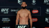 Бойцы UFC потребовали использования электронных весов после скандального взвешивания Хамзата Чимаева