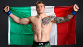 Марвин Веттори снялся с боя против Исмаила Наурдиева на турнире UFC в Баку