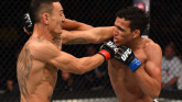 Холлоуэй готов провести бой с Оливейрой в марте