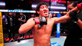 Результаты и бонусы UFC Vegas 121: Рауль Росас победил Раони Барселоса, Илимбек Акылбек Уулу выиграл финал The Ultimate Fighter
