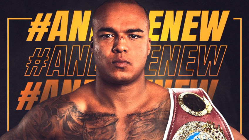 Александр Усик отказался от обязательной защиты, Фабио Уордли — новый чемпион WBO