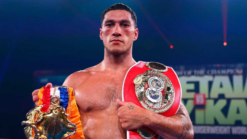 Официально: IBF лишила Джея Опетайю своего чемпионского пояса