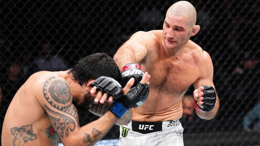 UFC Хьюстон: Шон Стрикланд досрочно победил Энтони Эрнандеса