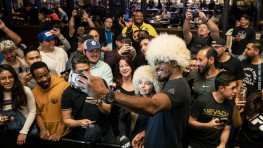 Фото: Открытая тренировка перед UFC 235