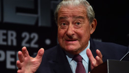 Боб Арум: Сначала мы должны обсудить с Пакьяо финансовые условия