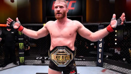 Ян Блахович готов подняться в тяжелый вес ради боя с Джонсом