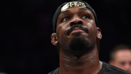 Джон Джонс ответил Аспинэллу: Ты новичок с нулем защит титула