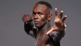 Исраэль Адесанья: Если Стриклэнд заговорит со мной в бою, я сломаю ему челюсть