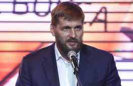 Виталий Минаков: Думаю, что Конор сможет вернуться на победную тропу