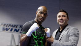 Де Ла Хойя: Если Хопкинс победит, следующим он хочет бой с Головкиным