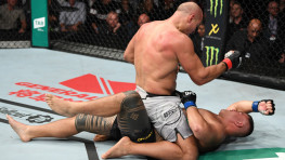 Джуниор дос Сантос нокаутировал Тая Туивасу во втором раунде