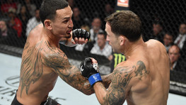 Лучшие моменты боев UFC 240