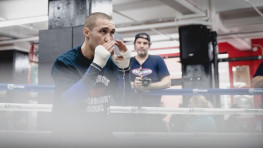 Кадр дня: Сергей Липинец провел открытую тренировку перед боем 4 марта