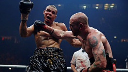 Джордж Гроувс победил Криса Юбанка и вышел в финал WBSS