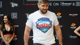 У Виталия Минакова сменился соперник на шоу Bellator 225