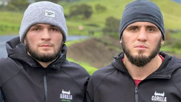 Майкл Чендлер: Махачев пока даже не близко к Хабибу