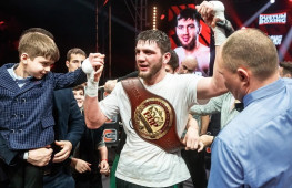 Умар Саламов — ведущий российский боксер первого тяжелого дивизиона