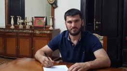 Артур Бетербиев: Я подписал контракт на бой с Гвоздиком 18 октября